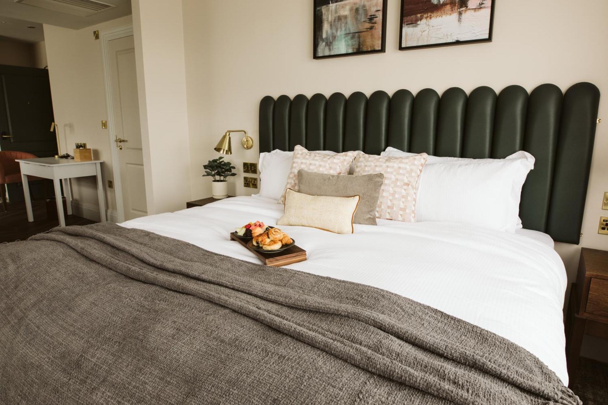 The Hillbrook Hotel & Spa - Sherborne Exterior foto